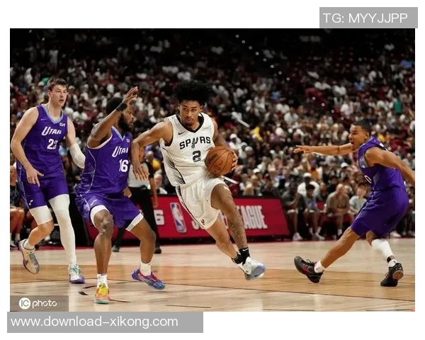 爵士与马刺激战全场罚球大战共计79次罚球成比赛关键因素 爵士与马刺激战全场罚球大战共计79次罚球成比赛关键因素