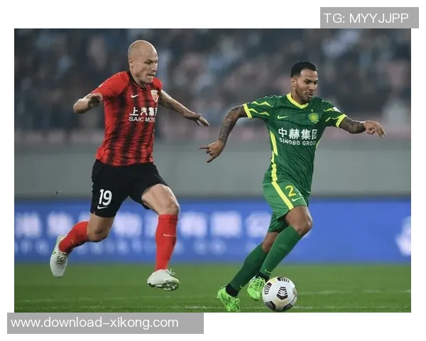 海港险遭重创相马勇纪头球击中立柱错失良机