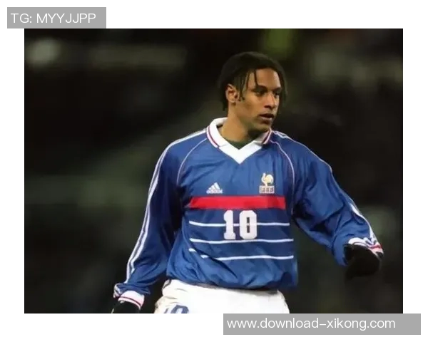 17岁塞内加尔中场达博试训曼联表现出色引发关注 17岁塞内加尔中场达博试训曼联表现出色引发关注