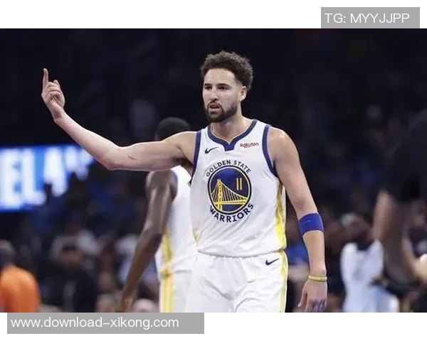 东契奇单场得分超三巨头合计表现引发媒体热议 东契奇单场得分超三巨头合计表现引发媒体热议