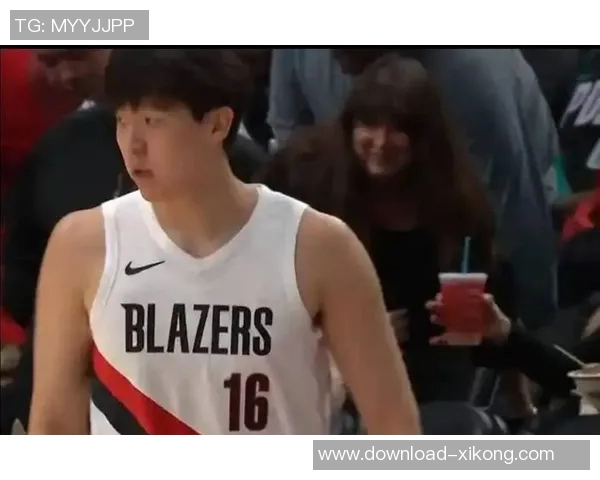 埃奇库姆首秀狂砍34分杰伦布朗称赞新秀表现惊艳无比 埃奇库姆首秀狂砍34分杰伦布朗称赞新秀表现惊艳无比