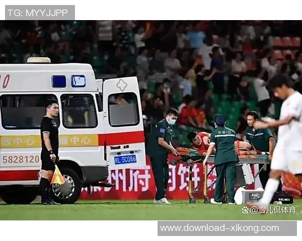 中甲激战引发重伤阿萨莫阿颈椎骨折黄威腓骨骨折悲剧发生 中甲激战引发重伤阿萨莫阿颈椎骨折黄威腓骨骨折悲剧发生