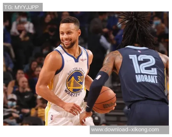 库里赛季初表现惊艳场均333分助攻和抢断数据同样出色 库里赛季初表现惊艳场均333分助攻和抢断数据同样出色