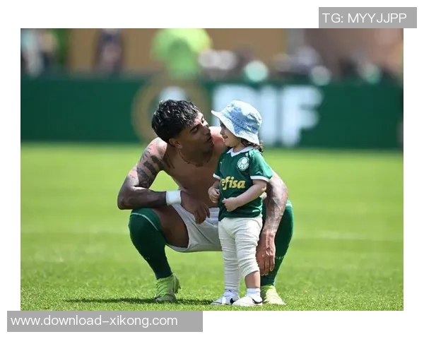 帕尔梅拉斯主帅高度评价21岁小将阿兰呼吁俱乐部给予涨薪待遇