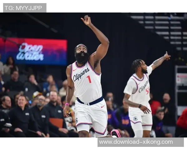 快船半场罚球仅3次哈登与祖巴茨成唯一罚球者引发热议