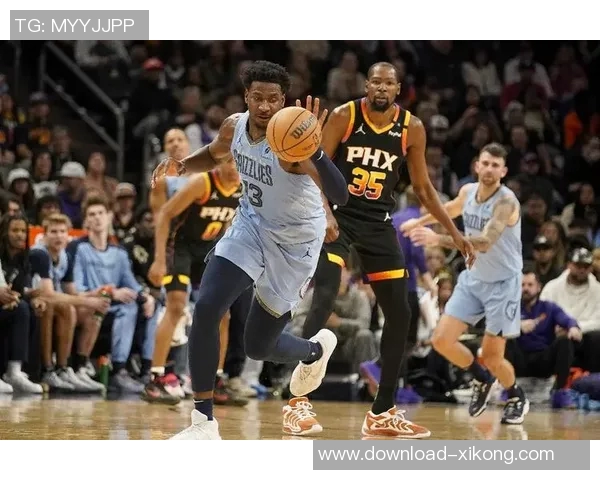 周一竞彩篮球焦点对决:年轻灰熊挑战经验丰富勇士球队 周一竞彩篮球焦点对决:年轻灰熊挑战经验丰富勇士球队